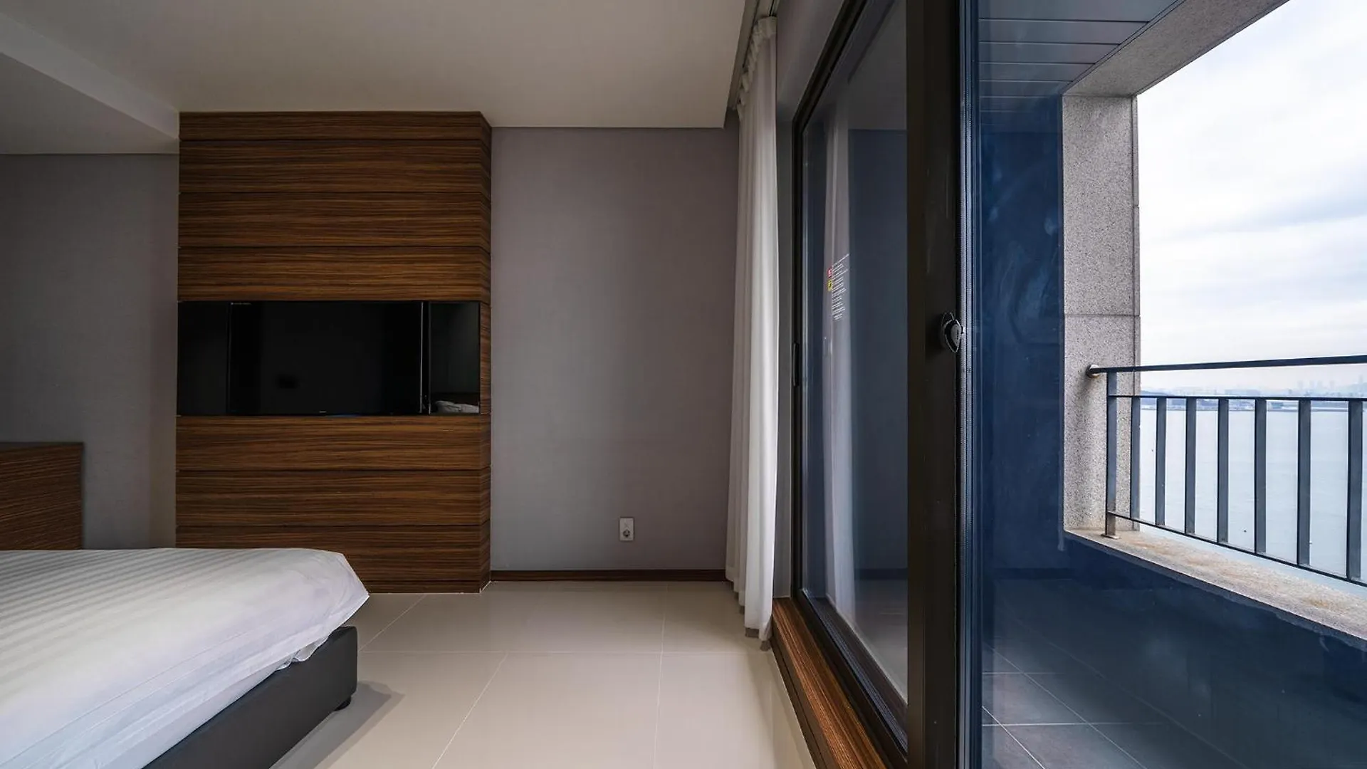 Inchon Sky And Sea Ocean View Hotel Incheon