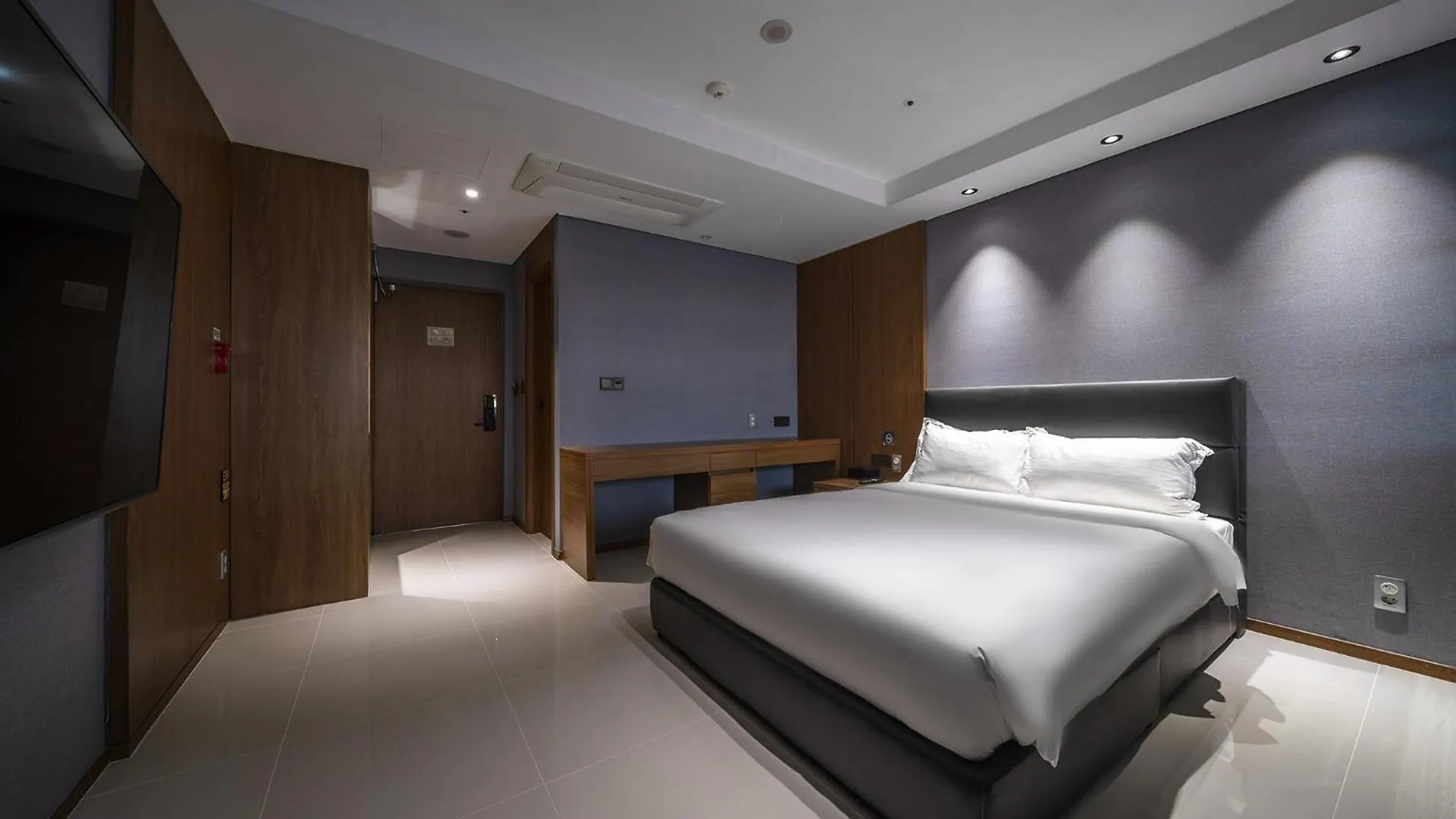 Inchon Sky And Sea Ocean View Hotel  Incheon