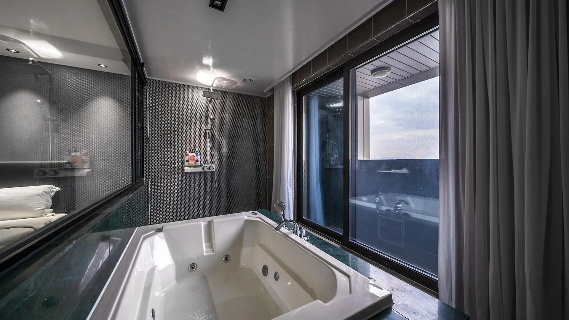 Inchon Sky And Sea Ocean View Hotel Korsel