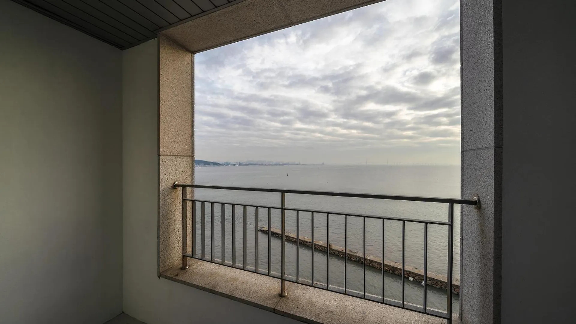 Inchon Sky And Sea Ocean View Hotel 4*, 인천 대한민국