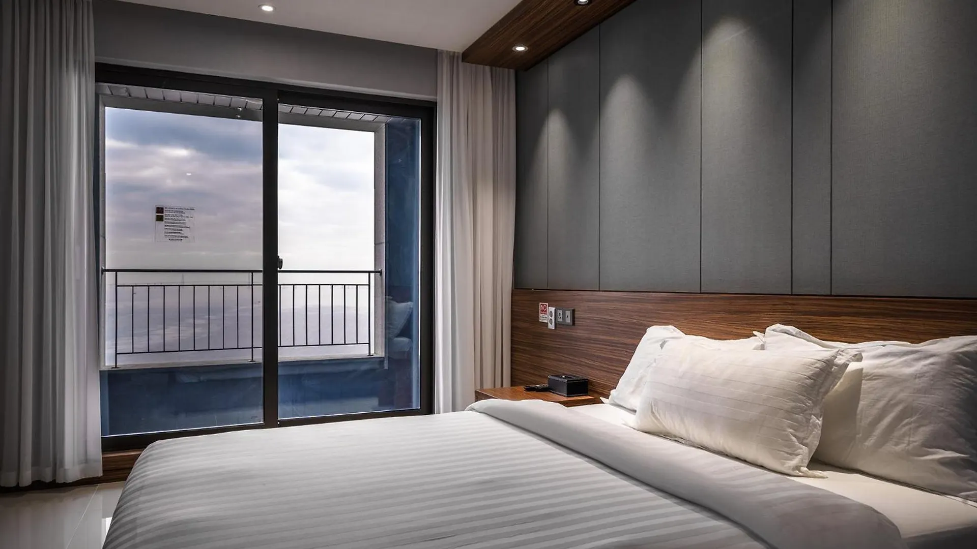 Inchon Sky And Sea Ocean View Hotel 4*, Incheon