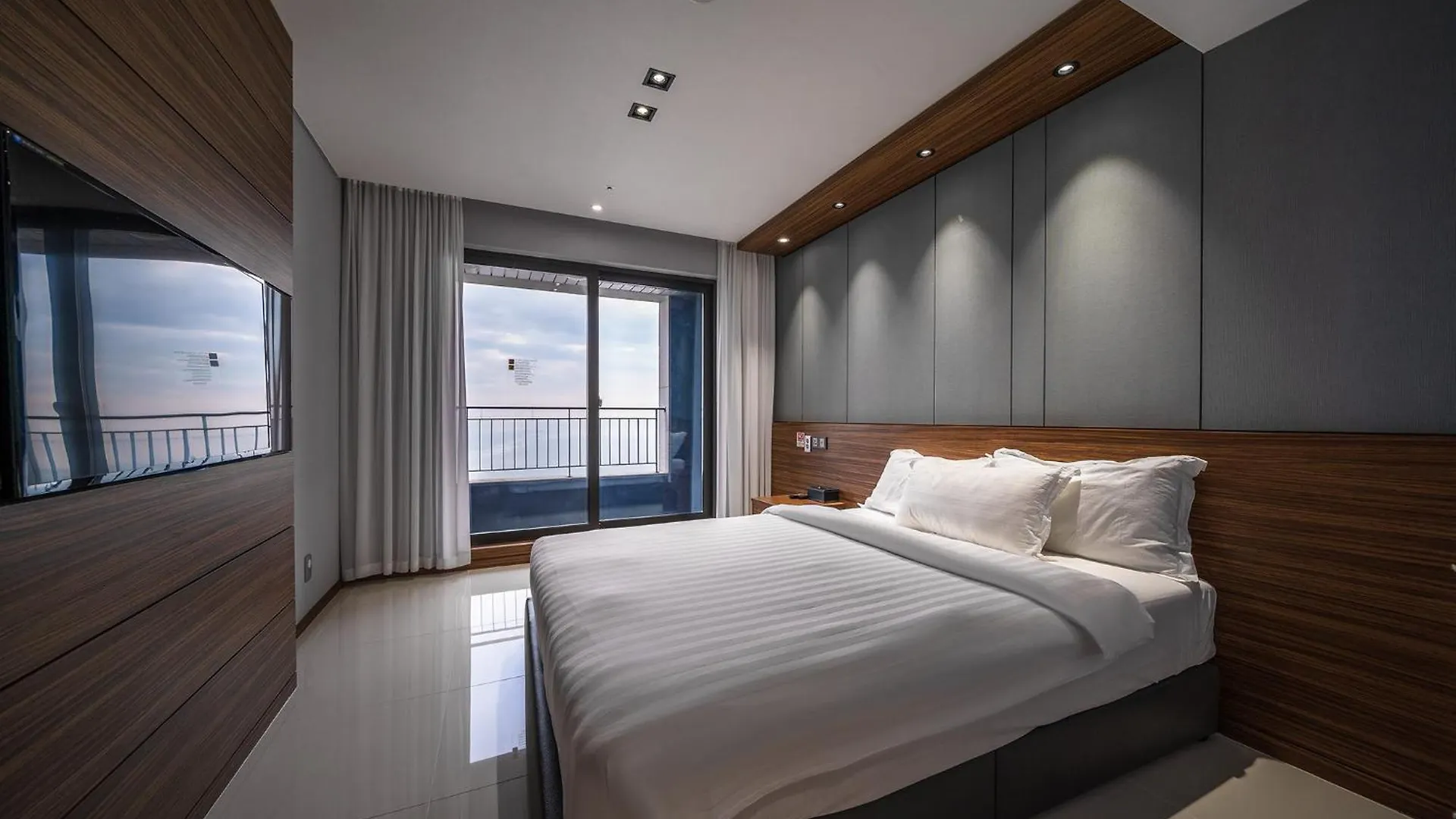 Inchon Sky And Sea Ocean View Hotel South Korea